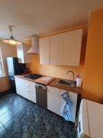 Kuchyňa alebo kuchynka v ubytovaní Cozy Sunny Apartment