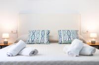 A bed or beds in a room at Albercutx Pollentia 3