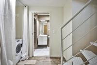 Łóżko lub łóżka w pokoju w obiekcie New Triplex 6Pers#ETOILE#Porte Maillot#Porte Champerret