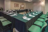 Holiday Inn Lisbon by IHGにあるビジネスエリアまたは会議室