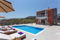 The swimming pool at or close to Villa Kery by Villa Plus