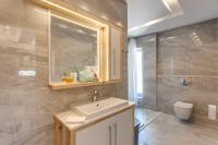 A bathroom at Villa Kery by Villa Plus