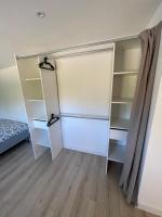 Łóżko lub łóżka w pokoju w obiekcie l'Alizée pour 6 personnes