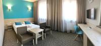 TV a/nebo společenská místnost v ubytování Hotel Krystyna