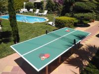 Stolný tenis v ubytovaní Villa Amelie-Private pool alebo v jeho okolí