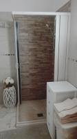 A bathroom at B&B Lo Scrigno del Salento