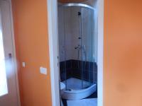 Kúpeľňa v ubytovaní Apartments Krajančić