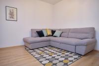 Posedenie v ubytovaní Bacci Central 2-Bedroom Apartment by Litto