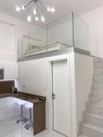 Kuchyň nebo kuchyňský kout v ubytování St Stephen Luxury Apartment