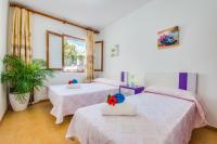 Posteľ alebo postele v izbe v ubytovaní Ideal Property Mallorca - Villa Rosita 12A