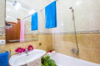 Kúpeľňa v ubytovaní Ideal Property Mallorca - Villa Rosita 12A