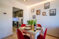 Kuchyň nebo kuchyňský kout v ubytování Apartament Pepillo's Beach,Wifi Pool Terrace