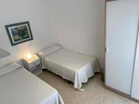Postel nebo postele na pokoji v ubytování Precioso piso duplex en la Bahia de Cadiz para 5 plazas
