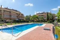 Bazén v ubytování Golf and Beach Apartment La Cala de Mijas nebo v jeho okolí