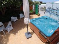 The swimming pool at or close to BUGANVILLA MOLINO