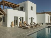 Bazén v ubytovaní Casa Botanica Luxury Villas Antiparos alebo v jeho blízkosti