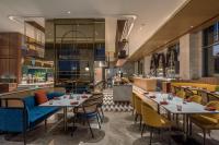 Restaurace v ubytování Radisson Blu Hotel & Spa, Nashik