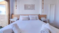 Postel nebo postele na pokoji v ubytování OleHolidays 233 Romana Playa vistas al mar