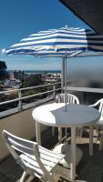 Balkon lub taras w obiekcie Studio calme avec terrasse vue mer