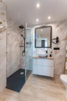 A bathroom at La Posada del Teatro H Boutique Parking Gratis