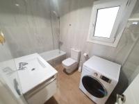 Koupelna v ubytování SALOU ,APARTAMENTO CON PISCINA y Wifi