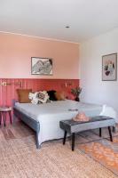 Posteľ alebo postele v izbe v ubytovaní Berky Kúria - Stylish cottage in the Hills of Tolna for 16people