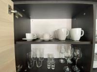 Příslušenství pro přípravu čaje a kávy v ubytování SUMMER BREEZE 506 Private Studio SUNNY BEACH