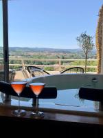 Nápoje v ubytovaní Panorama Suite & Spa