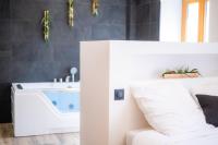 Posteľ alebo postele v izbe v ubytovaní Superbe Loft Balneo Hammam #5