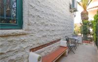A balcony or terrace at Cozy Apartment In Marina Di Ragusa