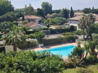 Plán poschodí v ubytovaní FREJUS T3 95 m2 climatise 6 personnes piscine par
