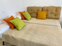 Půdorys ubytování Studio with access to the garden. Open pool. Beach very close. Wifi & Netflix FREE