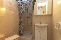 A bathroom at 1216 THALASSA Estudio - Apivend Immo