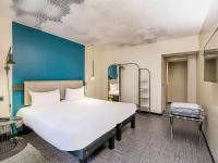 Postel nebo postele na pokoji v ubytování Hotel ibis Lisboa Saldanha