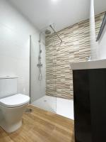 A bathroom at Ultreia Seven Rooms by Adeloló