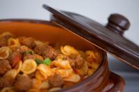 ホテルの敷地内または近くでの食事または食べ物