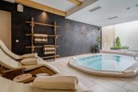 Bazén v ubytovaní Hotel Erika alebo v jeho blízkosti