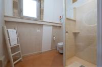 A bathroom at Arbor Exclusive B&B
