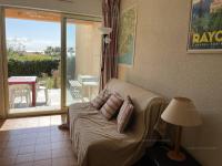 Posedenie v ubytovaní T2 en rez-de-jardin avec terrasse au Rayol-Canadel - FR-1-100-283