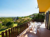 Balkón nebo terasa v ubytování Holiday Home Panorama by Interhome