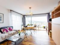 Posedenie v ubytovaní Apartment Les Côteaux du Préconil-5 by Interhome
