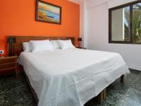 Postel nebo postele na pokoji v ubytování Apartment Puerto Denia Cervantes-1 by Interhome