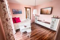 Łóżko lub łóżka w pokoju w obiekcie Wellness apartmány Fürst