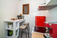 Kuchyňa alebo kuchynka v ubytovaní Apartment House of Artichoke with amazing sea view, Dubrovnik