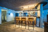 Lounge nebo bar v ubytování Boutique Hotel La Gorge