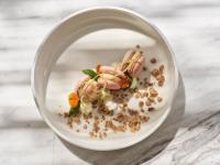 Jídlo v hotelu nebo okolí