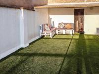 Vonkajšia záhrada v ubytovaní Can Janot Casa con jardín cerca del lago