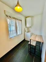 Kuchnia lub aneks kuchenny w obiekcie Grand studio avec mezzanine