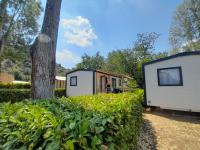 Ogród w obiekcie Camping Tikayan L'Oxygène