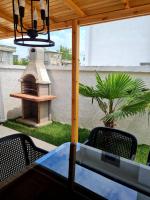 A seating area at Ozilvillas